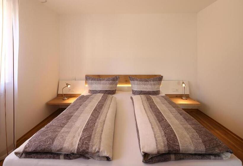 2 Szobás Apartman, Gästehaus Am Bodensee