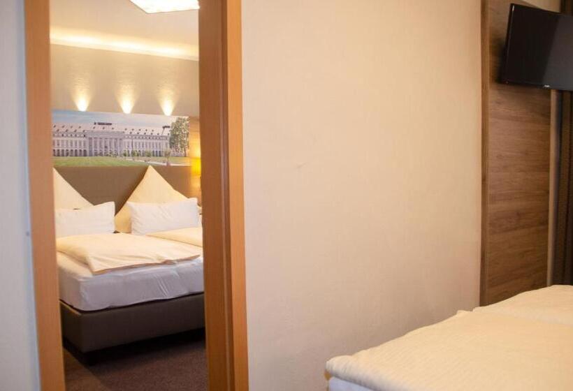 패밀리 룸, Morjan