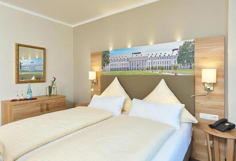 Quarto Estandar Interior, Morjan