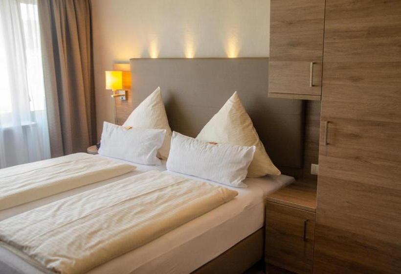 스탠다드 룸 강 전망, Morjan