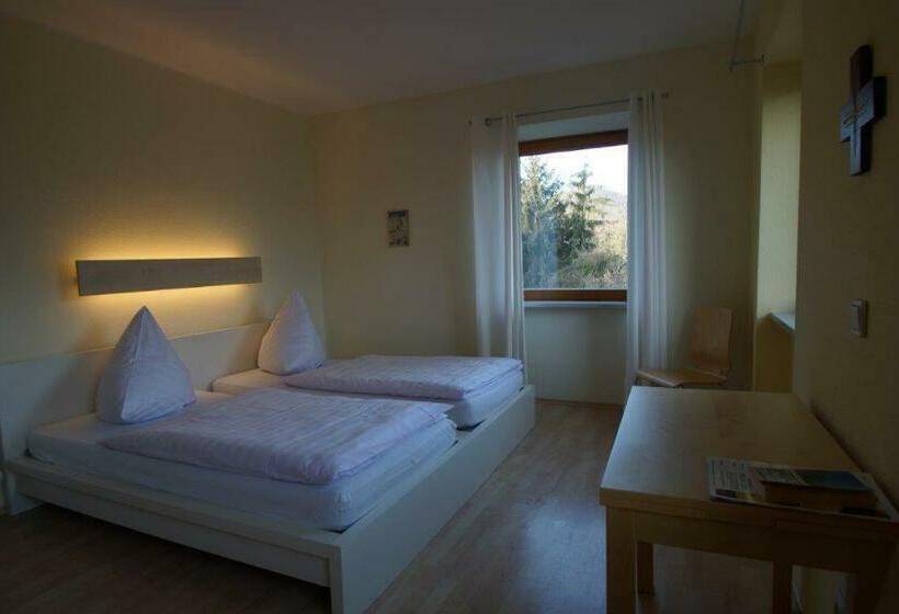 스탠다드 싱글 룸 공동욕실, Kloster Neustadt