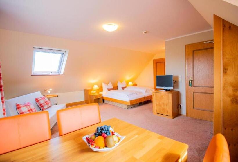 Семейный Номер, Landhaus Rössle