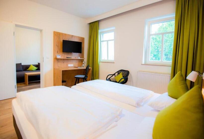 Семейный Номер, Landhaus Rössle