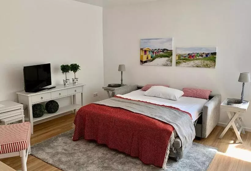キングサイドベッドのスタンダードワンルーム, Luxx City Apartments