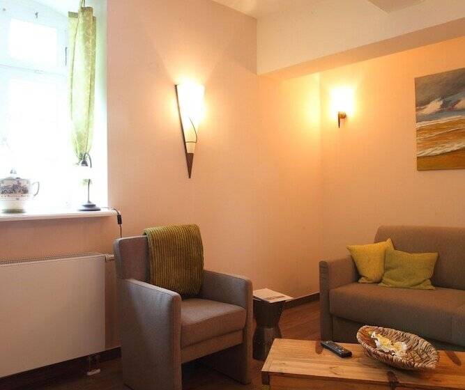 חדר קומפורט, Mainchateau