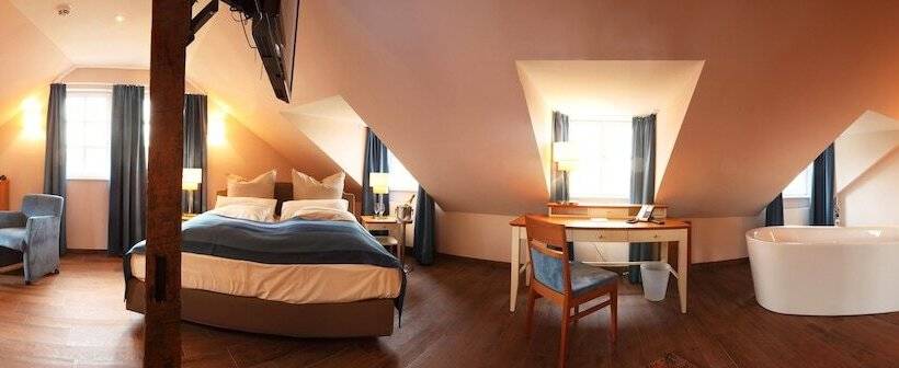 חדר קומפורט, Mainchateau