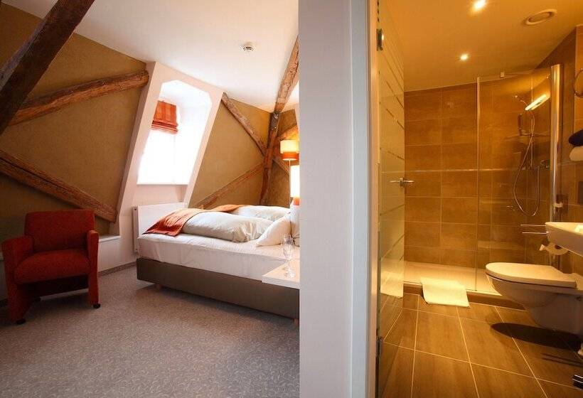 חדר קומפורט, Mainchateau