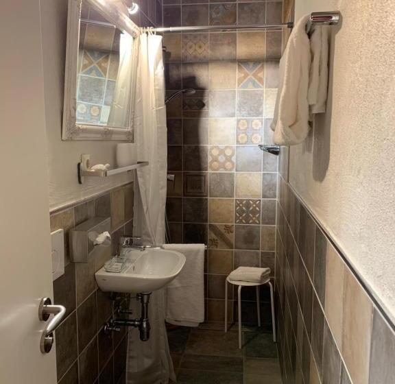 Pokój Comfort, Moselland Hotel Im Enderttal Zum Onkel Willi