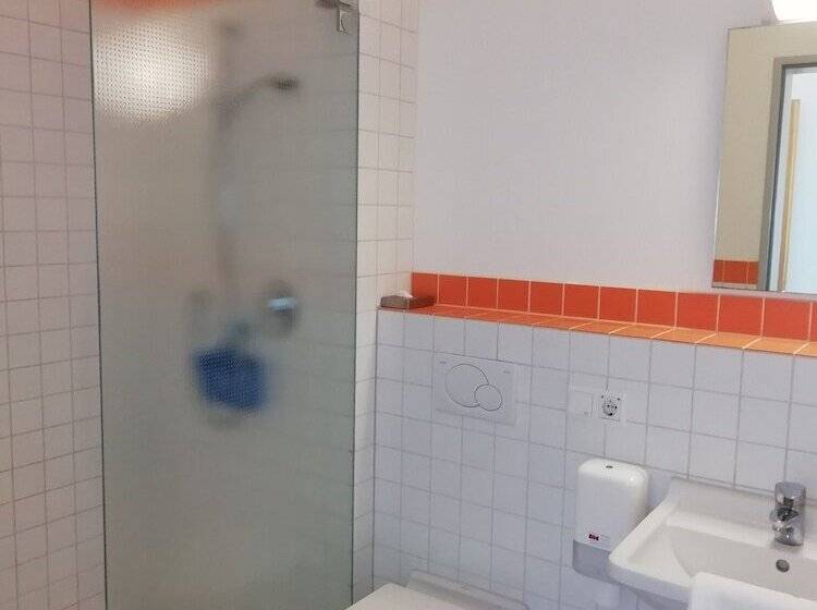 4인용 스탠다드 룸, Naturfreundehaus Bodensee