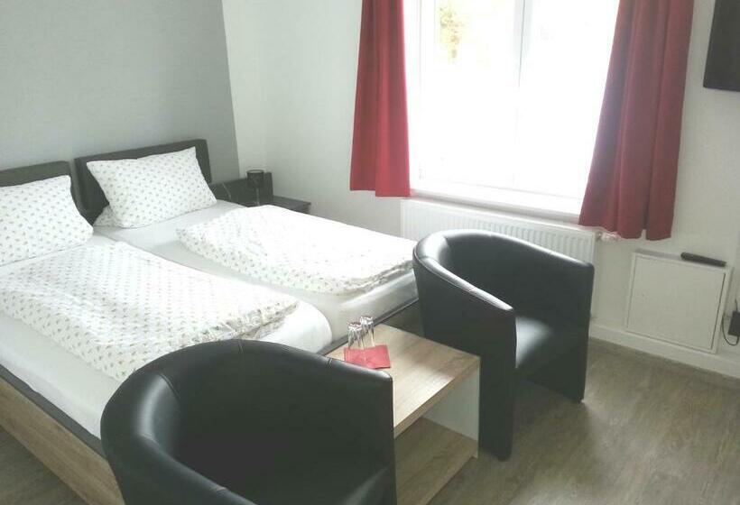 基本间, Pension Marktblick