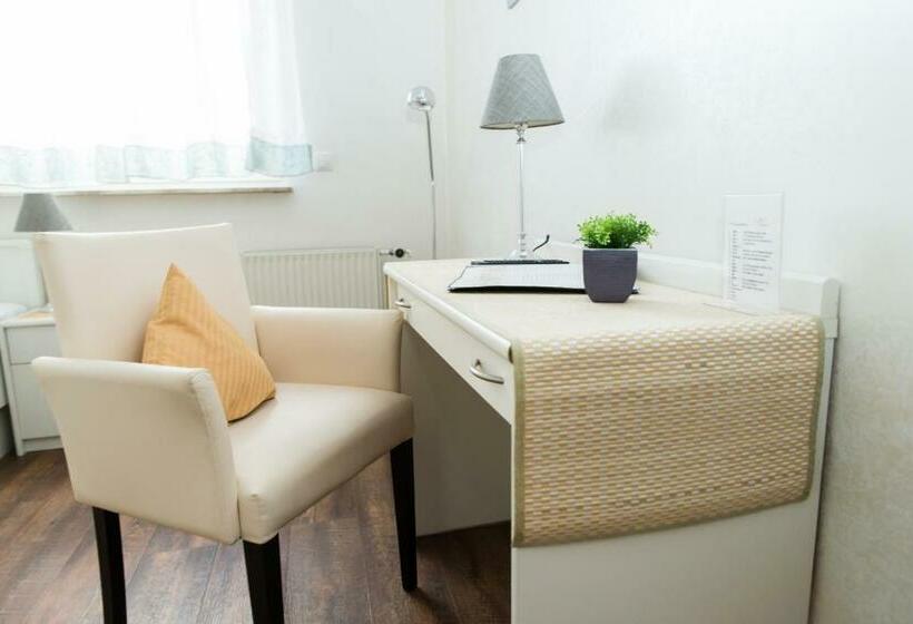 غرفة كلاسيكية فردية, Piepers Landidyll