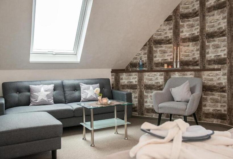 جناح مزود بجاكوزى, Piepers Landidyll