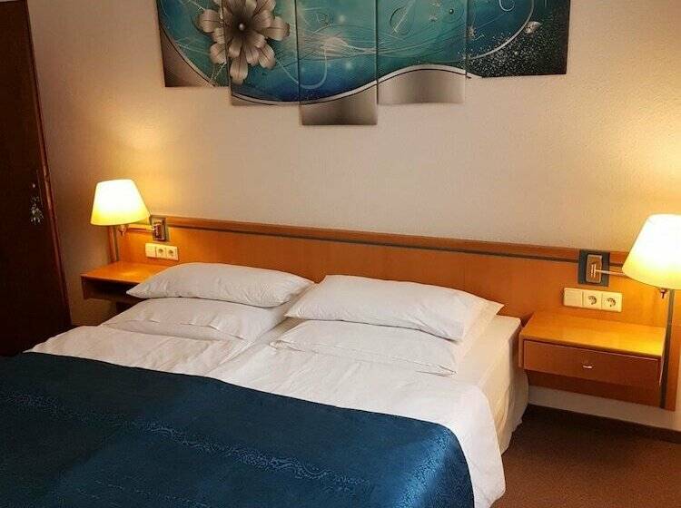 スタンダードルーム, Residenz