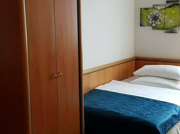 スタンダードシングルルーム, Residenz