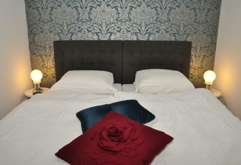 חדר סופריור, Six! Eat Work Sleep