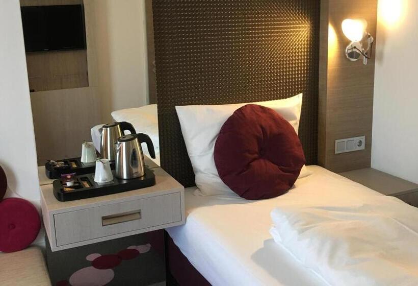 Quarto Standard Individual para Deficientes, Smartino