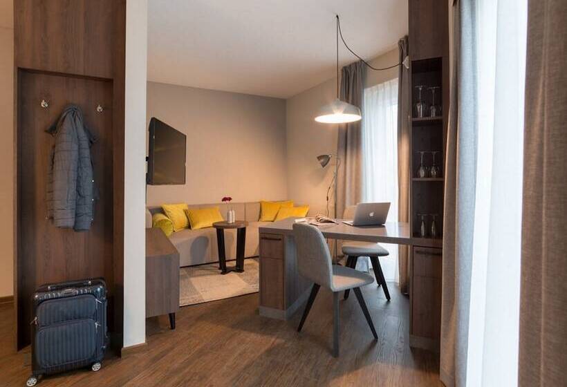 Estúdio Standard, Smartino