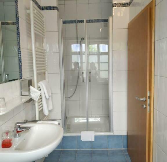 Номер Deluxe, Stoevchen Café