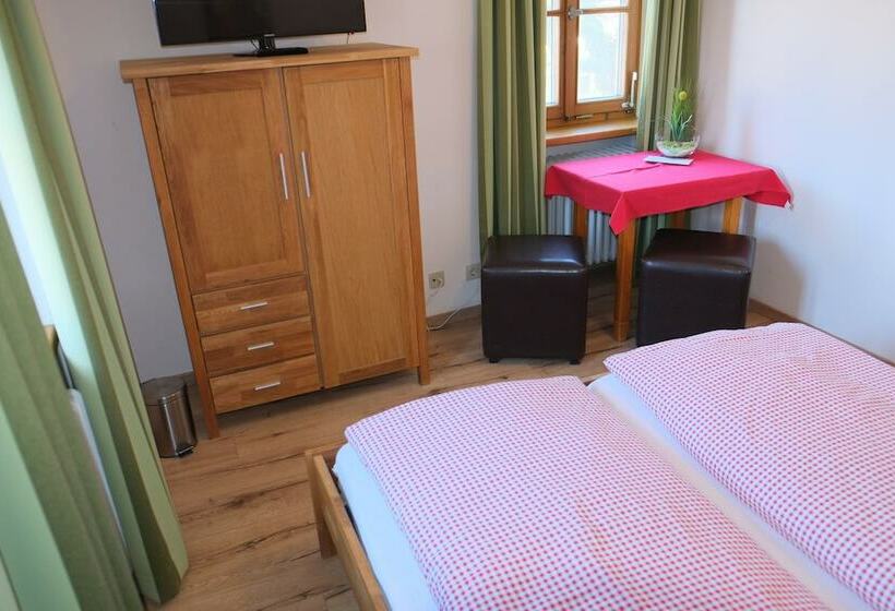 컴포트 룸, Tiroler Landgasthaus