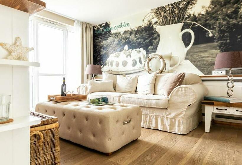 جناح جونيور, Zweite Heimat