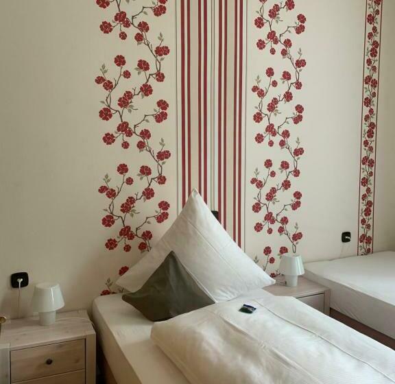 Pokój Standard Jednoosobowy, Moselland Hotel Im Enderttal Zum Onkel Willi