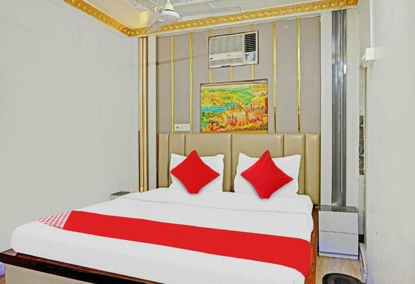 트리플 클래식 룸, Flagship Hotel Om Shanti Inn