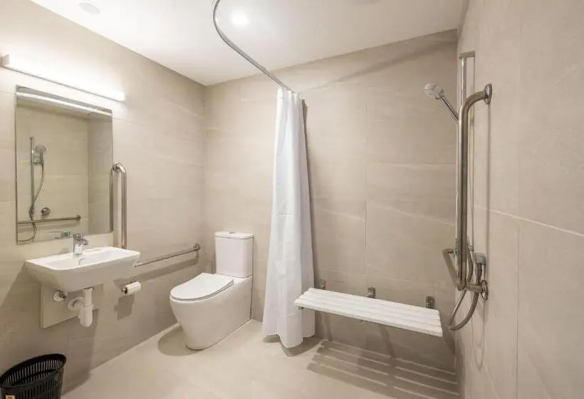 身障者適用キングサイズベッドルーム, Manha Hotel Auckland Airport