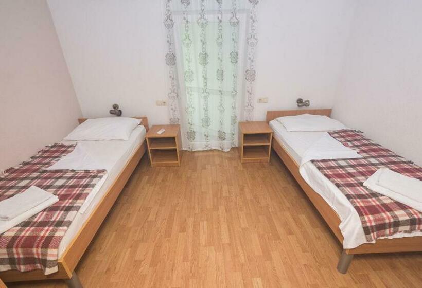 اتاق استاندارد, Guest House Maria