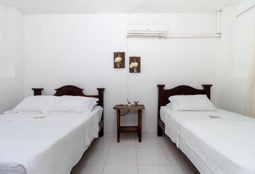 اتاق لوکس سه تخته, Ecohotel La Fortuna