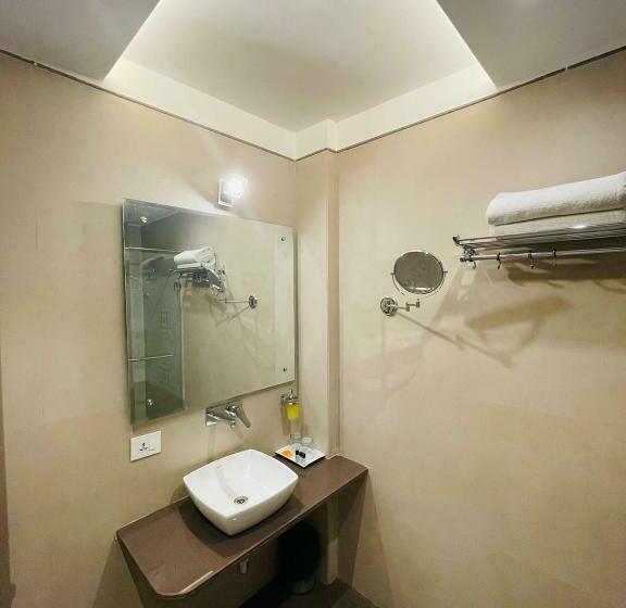 豪华房间, Banaras Villa