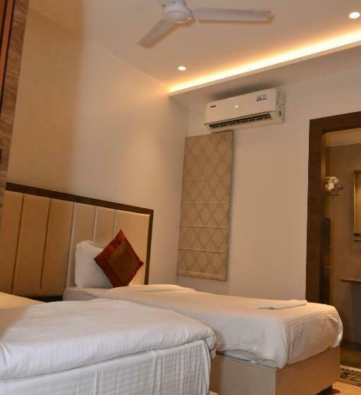 豪华房间, Banaras Villa