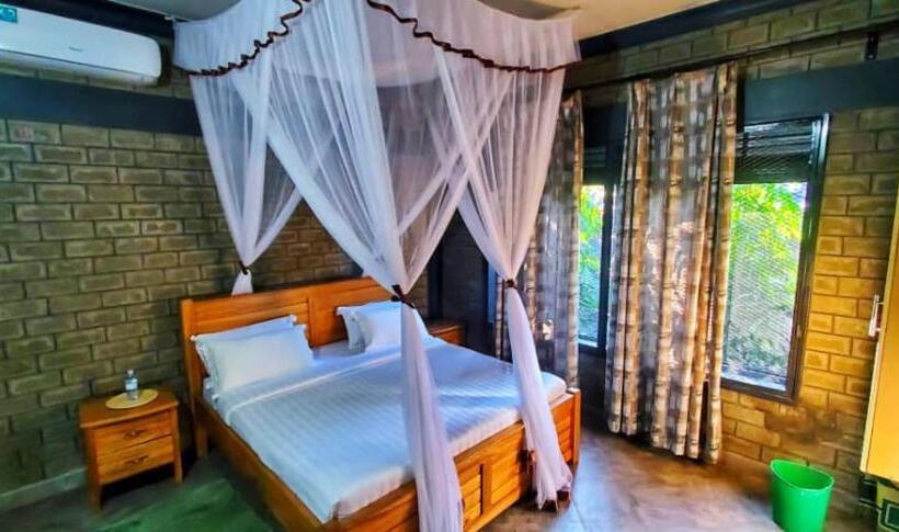 اتاق خانوادگی, Gipir And Labongo Safari Lodge Ltd