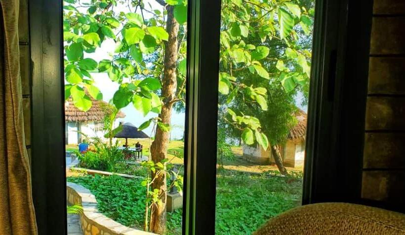 اتاق لوکس, Gipir And Labongo Safari Lodge Ltd