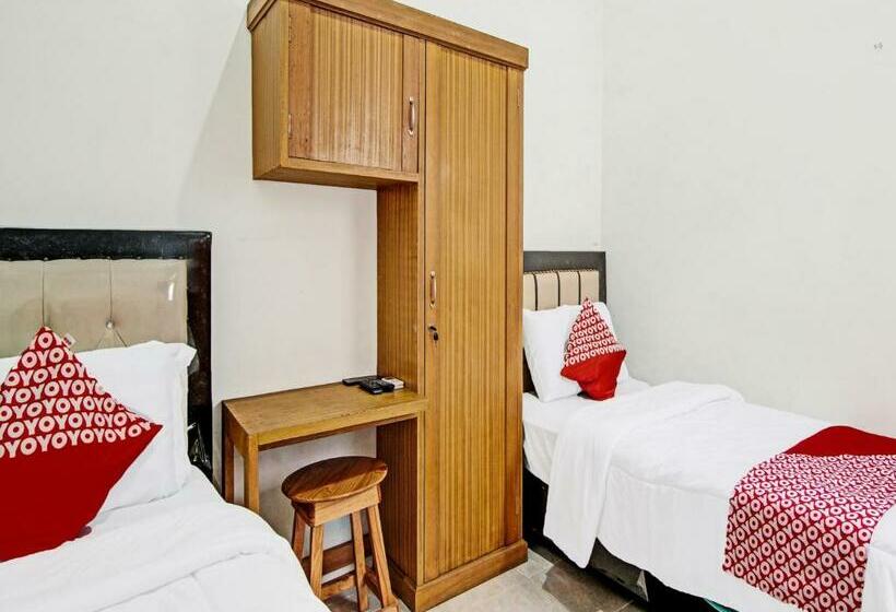 غرفة ديلوكس, Oyo 91986 Annajah Homestay Syariah