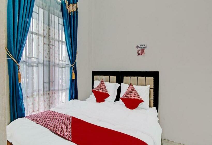 غرفة ديلوكس, Oyo 91986 Annajah Homestay Syariah