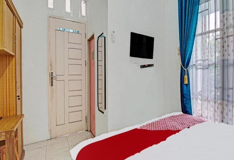 Номер Deluxe, Oyo 91986 Annajah Homestay Syariah