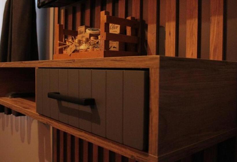 غرفة ديلوكس, Otel İstasyon