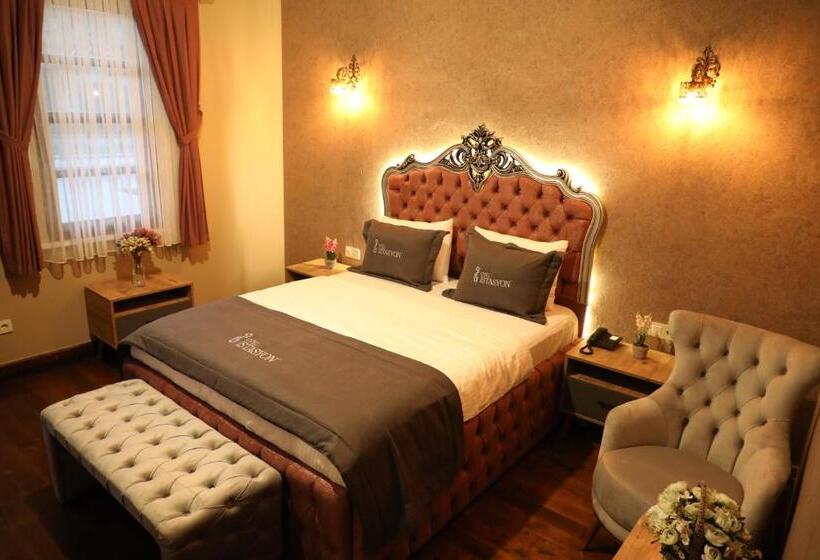 غرفة عائلية, Otel İstasyon