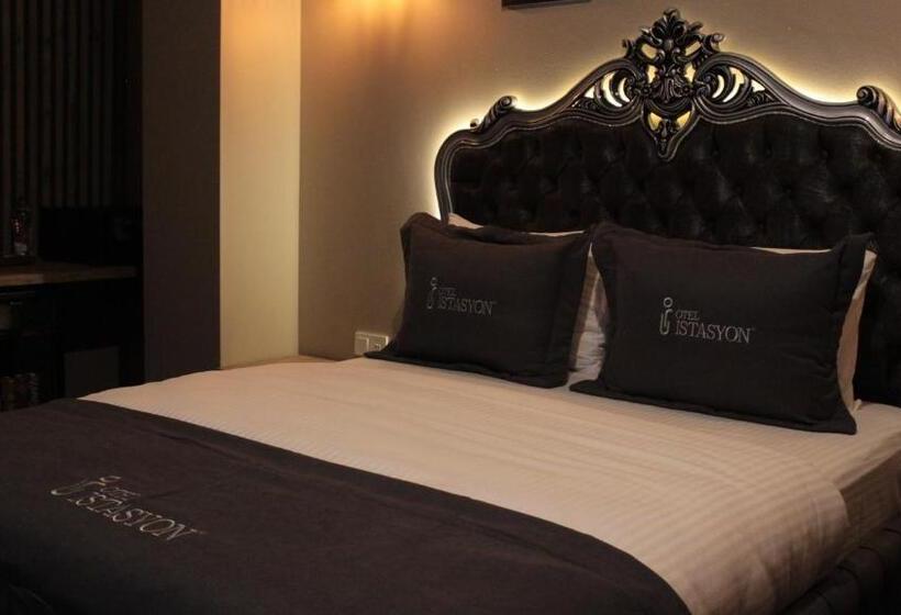 豪华房间, Otel İstasyon