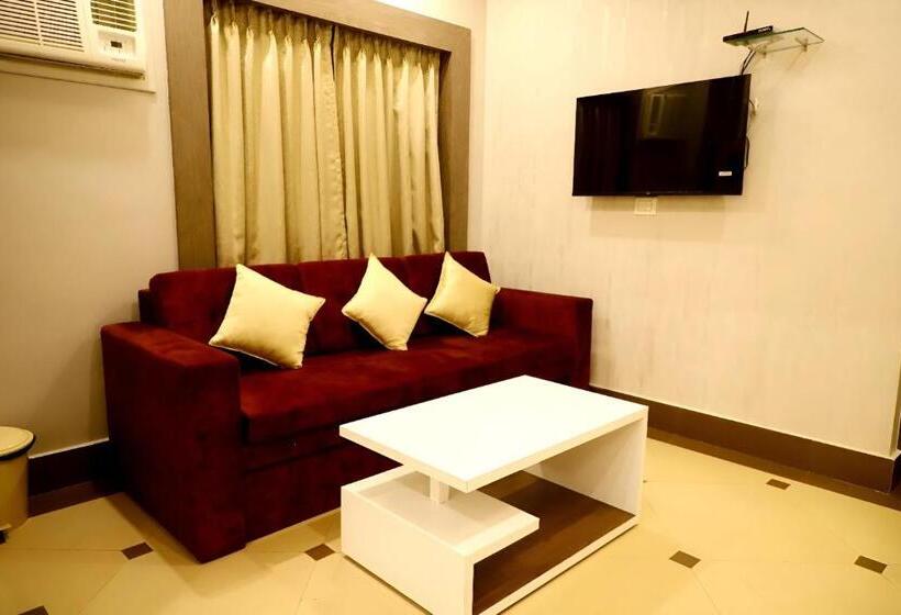 수피리어 룸, Avenue Plaza ! Serampore   Samrat Restaurant, N S Avenue