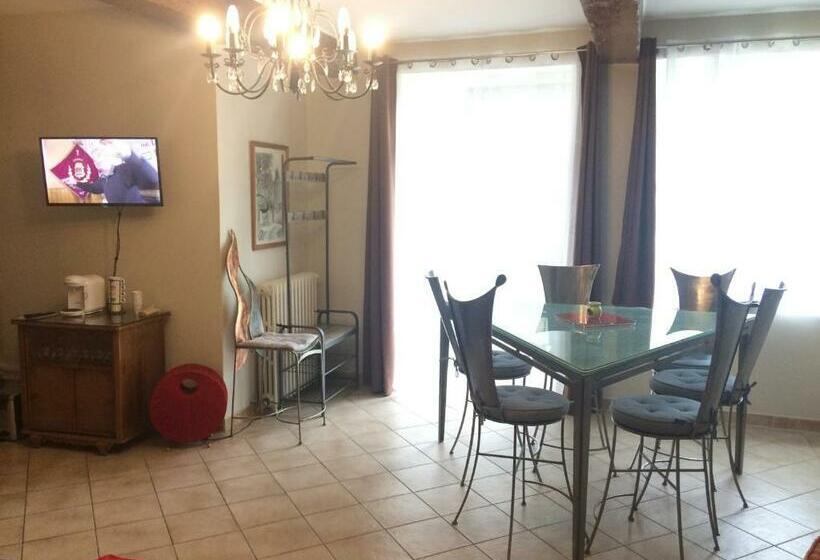 패밀리 룸 가든 전망, Chambre Spacieuse Au Calme Proche De Lyon