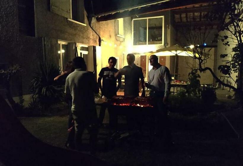 패밀리 룸 가든 전망, Chambre Spacieuse Au Calme Proche De Lyon