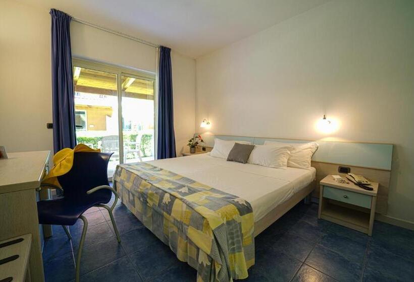 スタンダードルーム, Futura Club La Praya