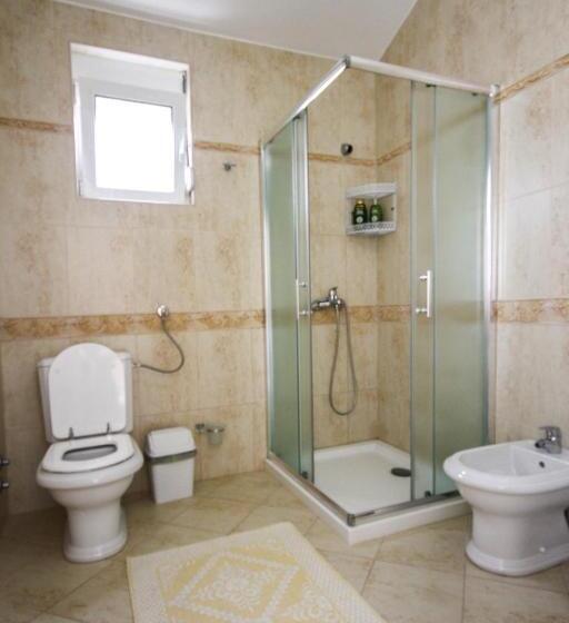 اتاق لوکس با چشمانداز دریا, Apartaments Crown Silvia