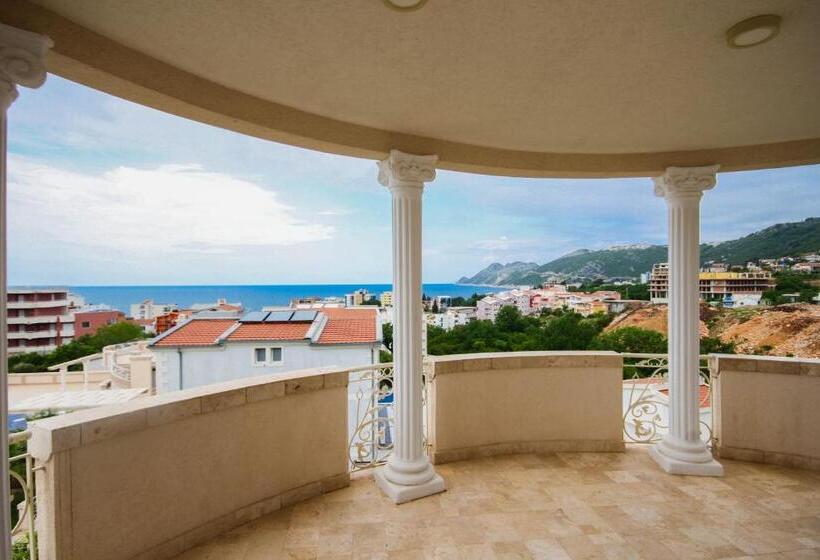 آپارتمان 1 خوابه با چشمانداز دریا, Apartaments Crown Silvia