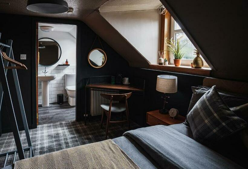 Номер Стандарт, Cardross Inn