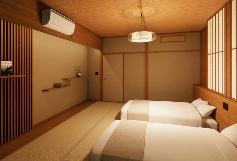 غرفة سوبيريور ثلاثية, Ooedo Onsen Monogatari Premium Hotel Sokan