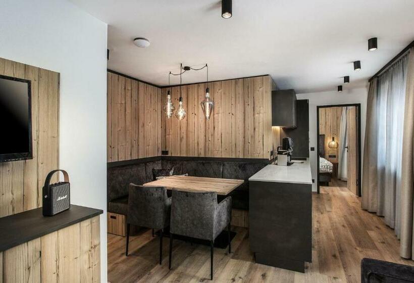침실 2개 아파트, Hager S Apartments