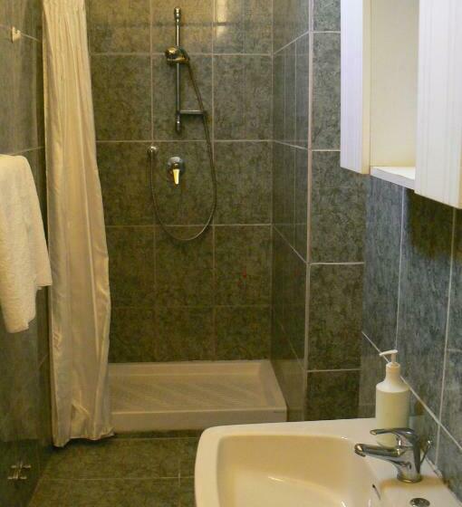 정원 전망 4인용 스탠다드 룸, Varavventura