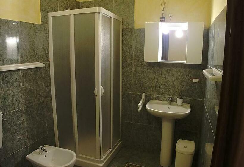 스탠다드 트리플 룸, Varavventura